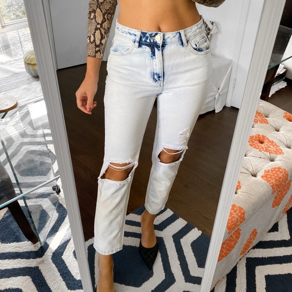 Redial Denim - 👖 REDIAL LIGH WASH DISTRESSED CUT OUT DENIM JEANS!